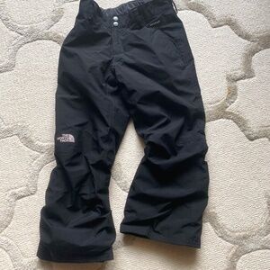 North Face boys snow pants, black. Great condition. Size 10/12